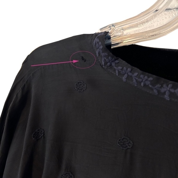 JOHNNY WAS Tunic Black Laser Cut Eyelet Lace Embroidery ΒΎ sleeve V-neck Sz S-M - Picture 12 of 16